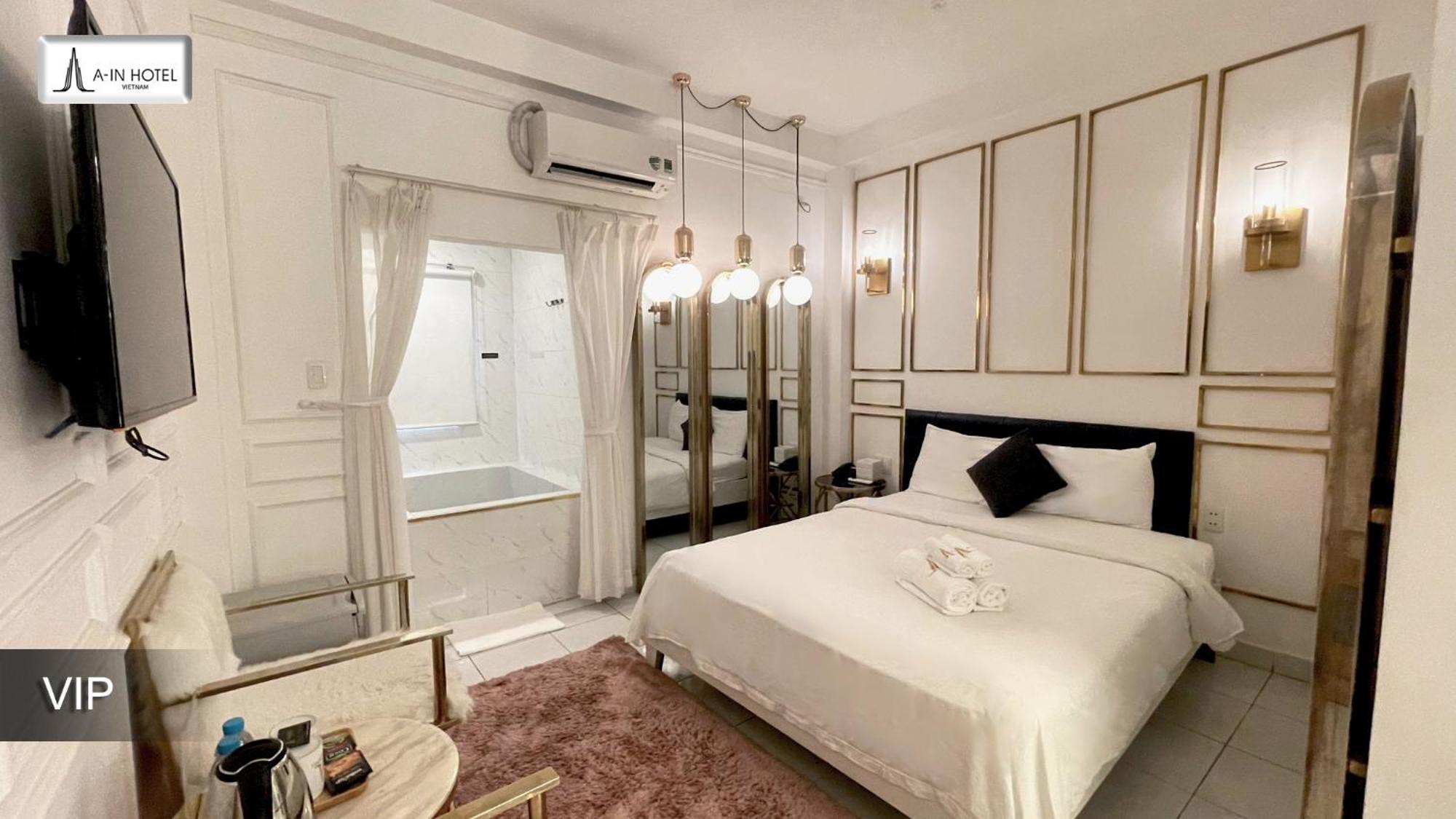 Khách sạn A In Glamour